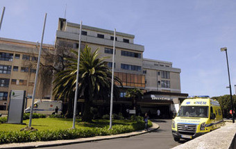 Idoso morre nas urgências do S. Francisco Xavier