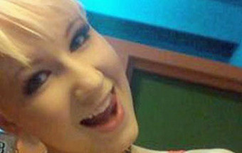 Jovem britânica morre depois de tomar comprimidos para emagrecer comprados online