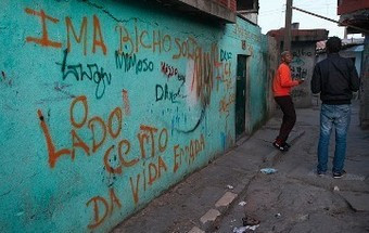 Jovens de bairros problemáticos ajudam a promover a saúde mental