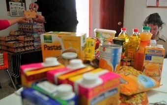 Loures distribui dez toneladas de alimentos