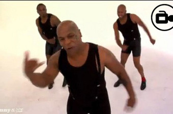 Mais visto no YouTube: Mike Tyson dança tão mal quanto morde