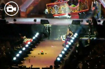 Mais visto no YouTube: Pink cai do palco em Nuremberga