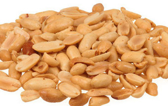 Mão cheia de amendoins por dia pode ajudar a prevenir intoxicação alimentar