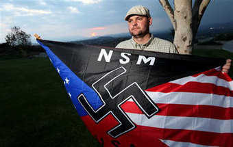 Miúdo de 12 anos condenado por matar pai neonazi