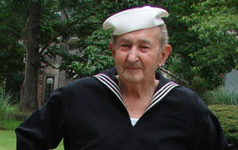 Morreu o marinheiro que deu um dos beijos mais icónicos de sempre