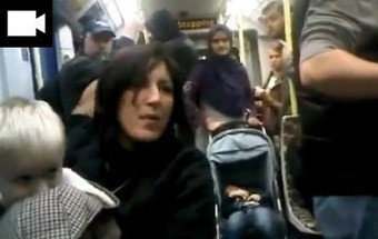 Mulher detida por discurso racista no elétrico (VÍDEO)