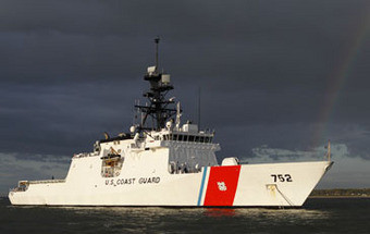 Navio dos EUA colide com barco de migrantes mexicanos, uma morte a registar