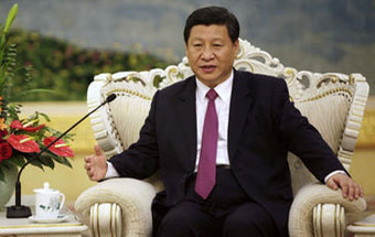 Novo líder chinês promete duplicar o rendimento da população até 2020