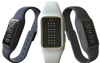 Novo smartwatch transforma mensagens em braille