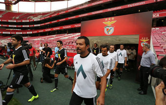 O dia em que joguei na Luz 6