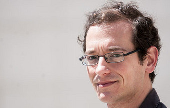 'O Estado português não assegura os direitos das crianças criadas por casais do mesmo sexo'