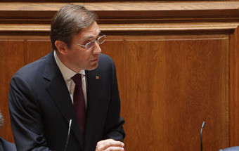 Orçamento aprovado com votos favoráveis do PSD e CDS-PP