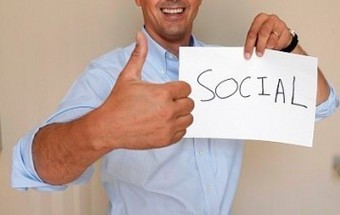 Página de Facebook promove ofertas de emprego em Cascais