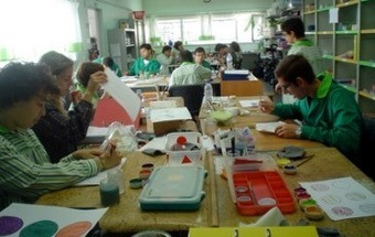 Pessoas com deficiência intelectual levam teatro às escolas de Leiria