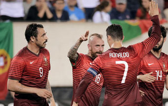 Portugal goleia República da Irlanda no regresso de Ronaldo