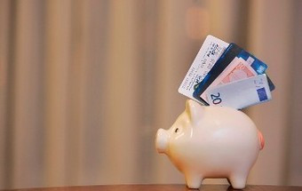 Poupança em postais de natal rende 12 mil euros a instituição