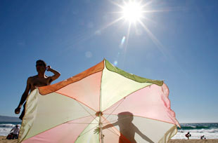 Proteção Civil emite aviso à população devido ao calor
