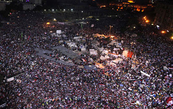 Quase 100 mulheres sofreram abusos sexuais em quatro dias na Praça Tahrir