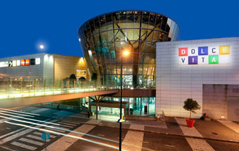 Quem quer comprar um centro comercial?