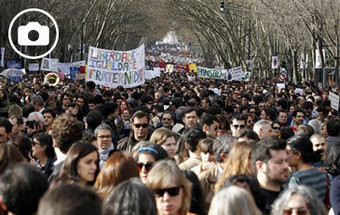 REPORTAGEM VISÃO: Um mar de gente na rua