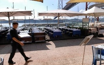 Restaurantes das Docas oferecem 200 almoços a sem-abrigo