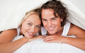 Sexo entre amigos pode fortalecer a amizade