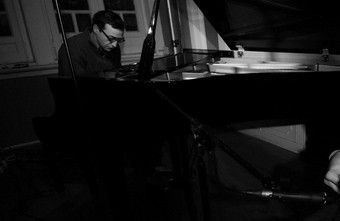 Sexta, meia-noite e uma guitarra