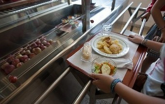 Sintra abre refeitórios escolares a famílias carenciadas