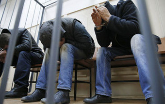 Suspeito da morte do opositor russo Boris Nemtsov terá confessado "sob tortura"