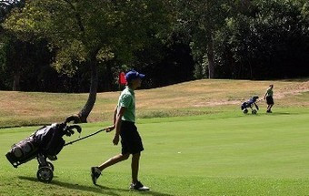 Torneio de golfe solidário ajuda associação de apoio a deficientes mentais