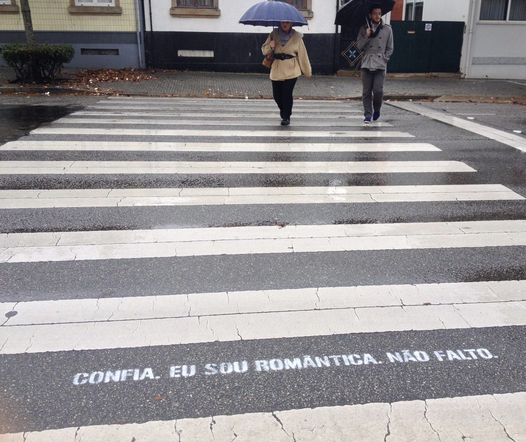 Tropeçar nos versos