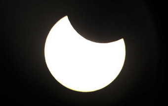 Último eclipse do Sol do ano é já no domingo, mas pequeno em Portugal
