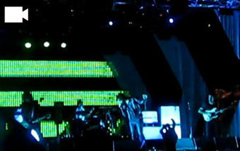 VÍDEO: Milhares em delírio com Strokes no adeus ao festival SBSR