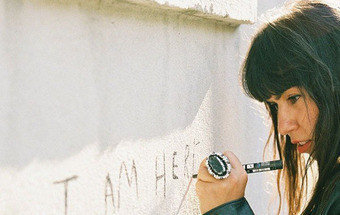 Wasted Rita, a portuguesa que Banksy convidou para expôr a seu lado 18