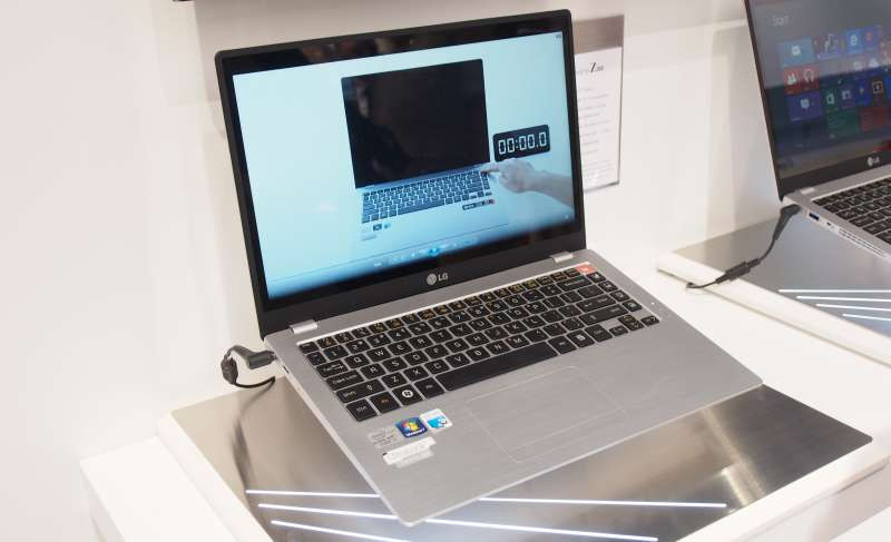 LG Ultrabook Z350.JPG