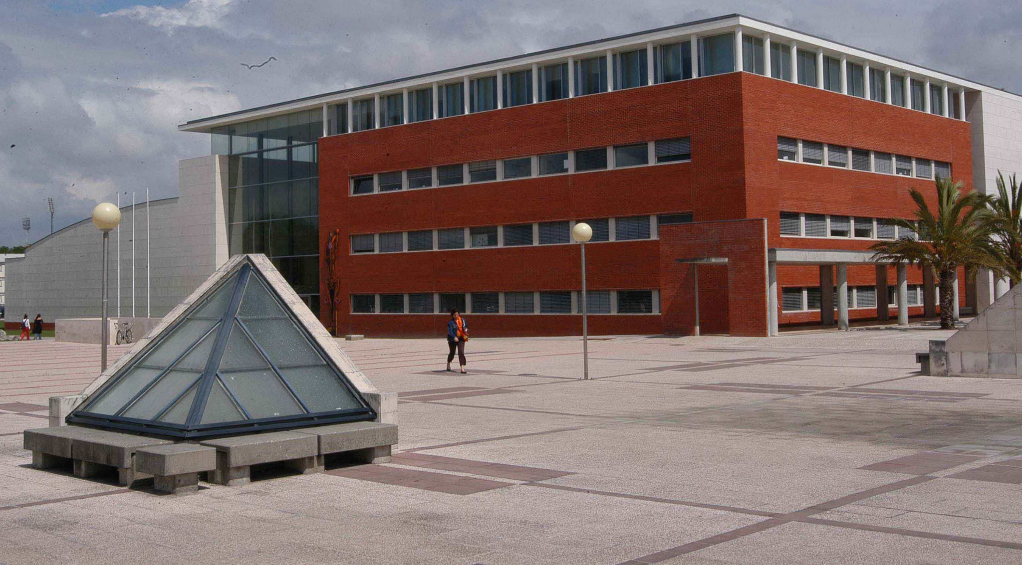 UNIVERSIDADE-AVEIRO.jpg