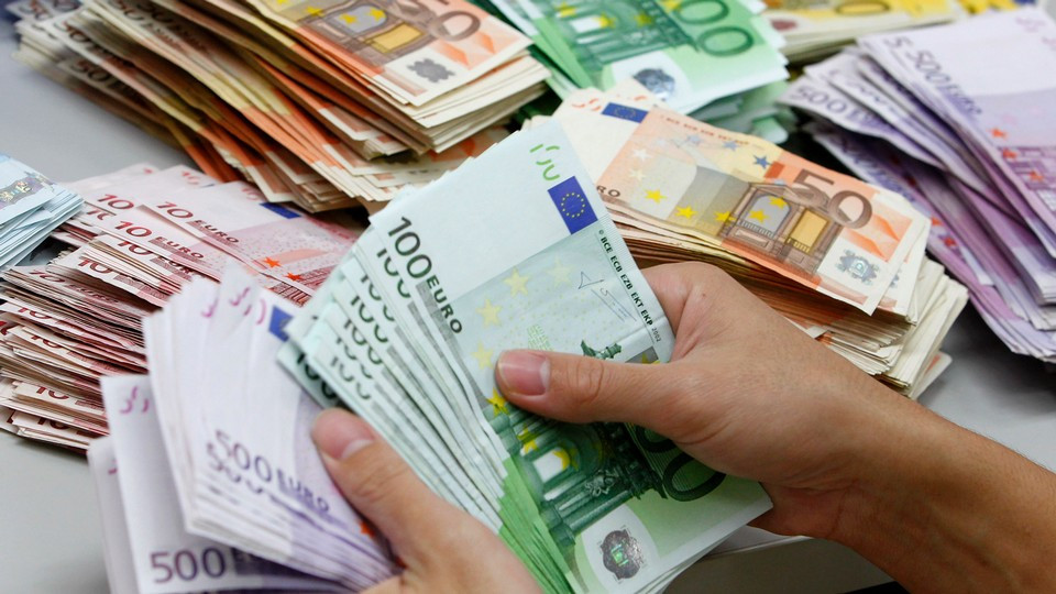 dinheiro_euros_notas_reuters.jpg