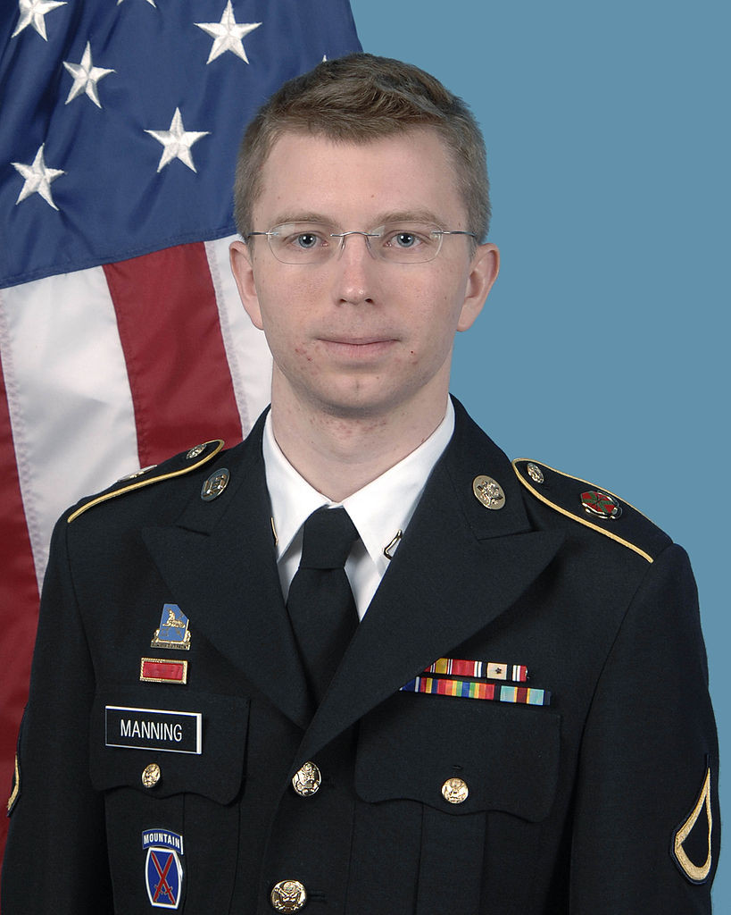 819px-Bradley_Manning_US_Army.jpg