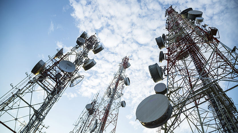 Telecommunications-mast-TV-antennas_web.jpg