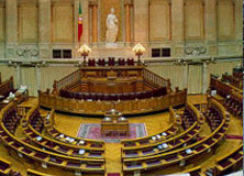 users_0_13_assembleia-parlamento-786c.bmp