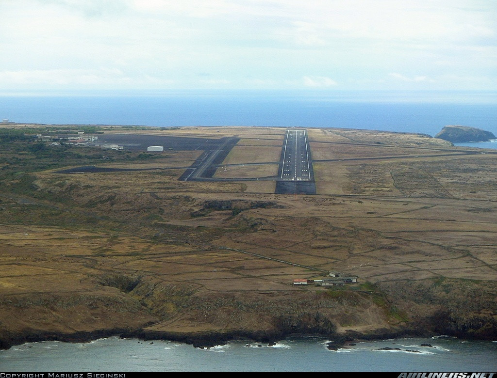 Pista_AeroportoSantaMaria.jpg