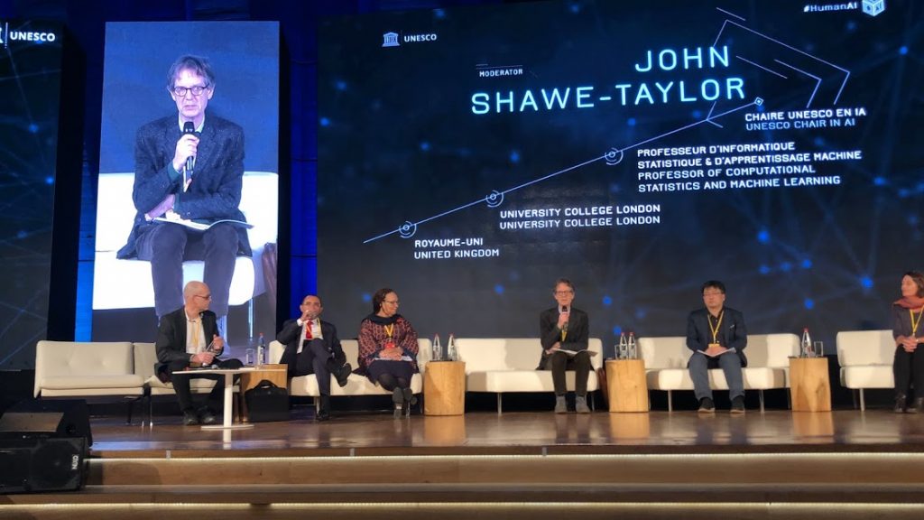 A contribuição de John Shawe Taylor, líder do recém-criado instituto da UNESCO para a Inteligência Artificial (IRCAI), a quando em Março de 2019 se começava a preparar a sua criação. O instituto que será sediado na capital eslovena já no início de 2020, é o primeiro instituto da UNESCO dedicado à Inteligência Artificial e às cada vez mais proeminentes transformações da nossa sociedade através dela.