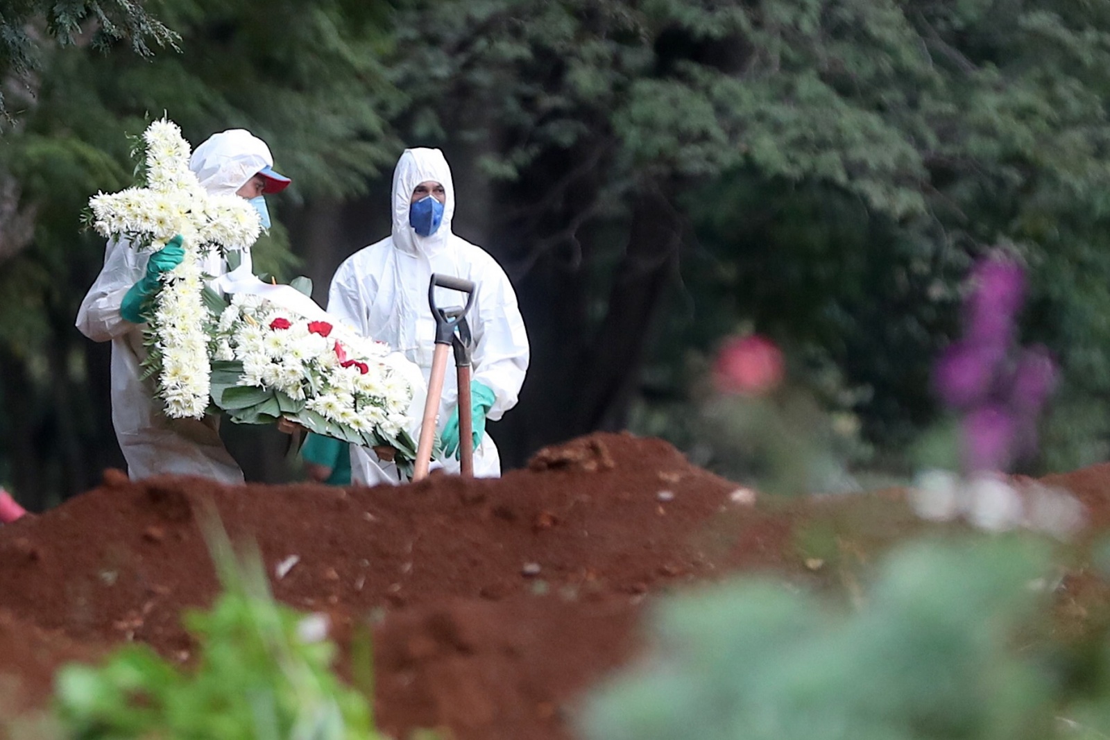 Visão | Covid-19: Brasil tem 359 mortos e 9.056 casos confirmados