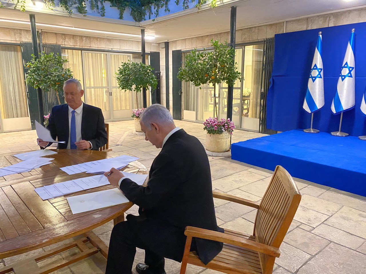 Israel national unity government. Нетаньяху и Ганц.