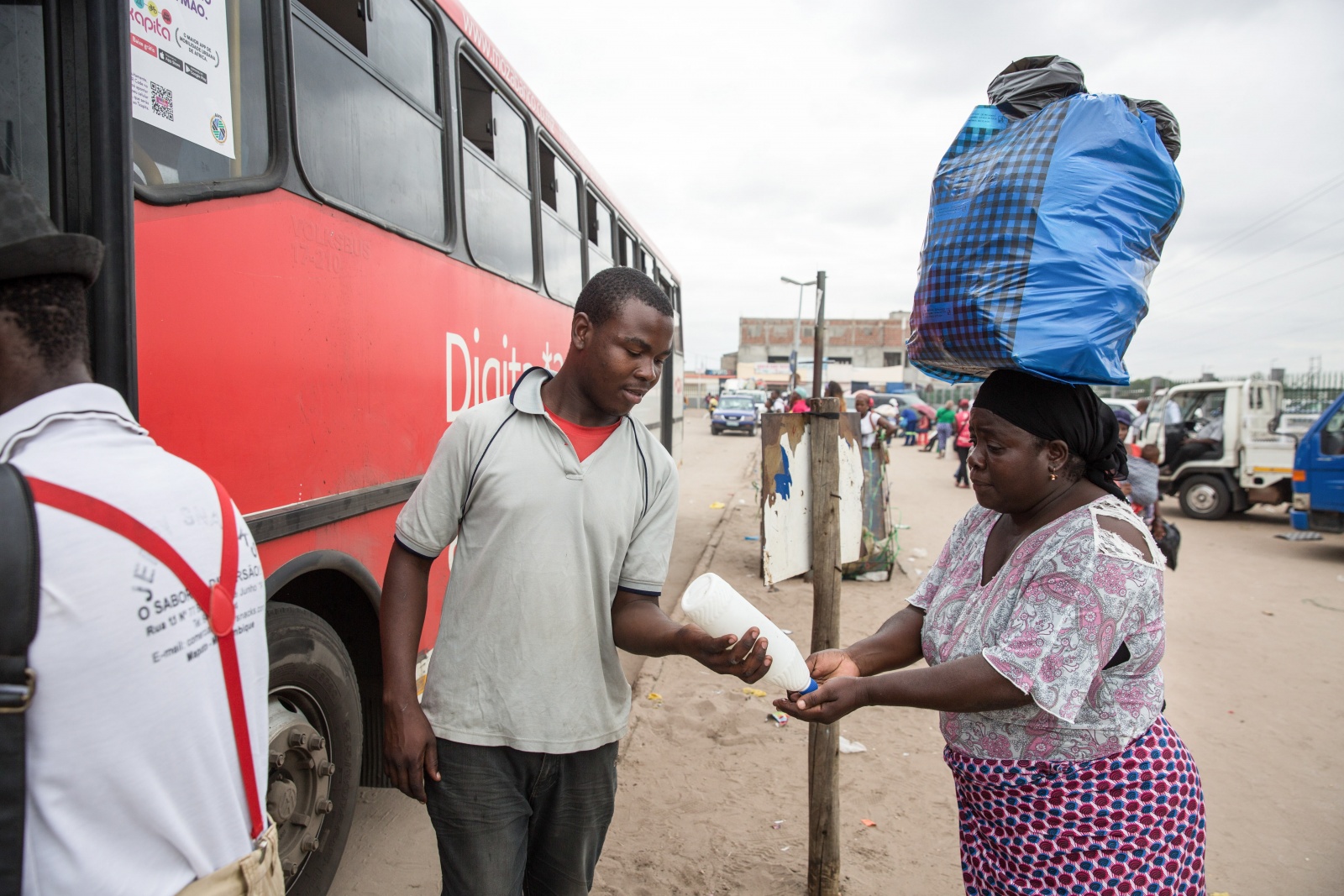 Visão | PIB de Moçambique passa para 'vermelho' e cai 3,25% no segundo ...