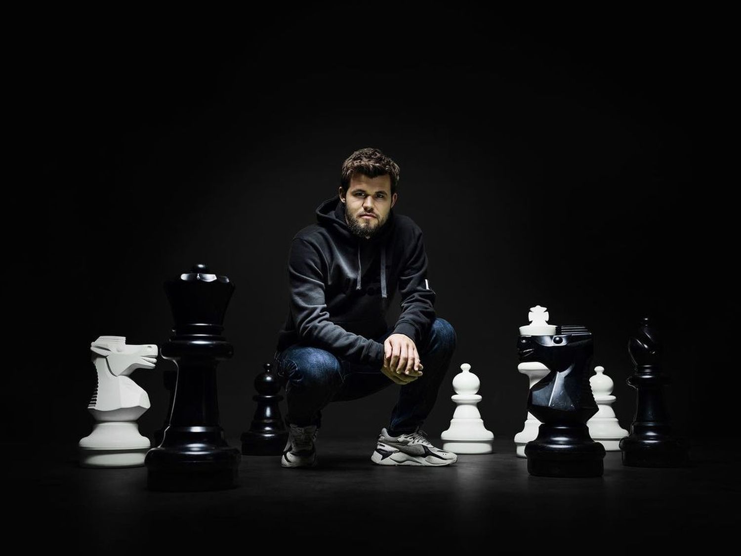 Magnus Carlsen vence 5º match pelo Campeonato Mundial