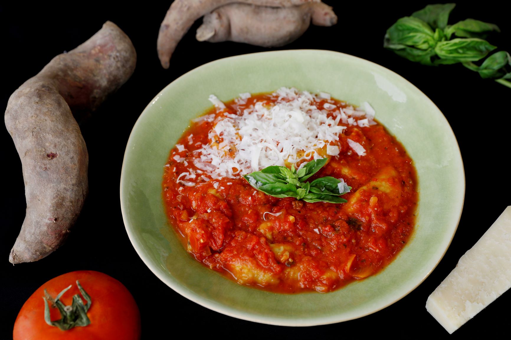 Vis O Receita Saud Vel Gnocchi De Batata Doce Com Molho De Tomate E Lascas De Parmes O