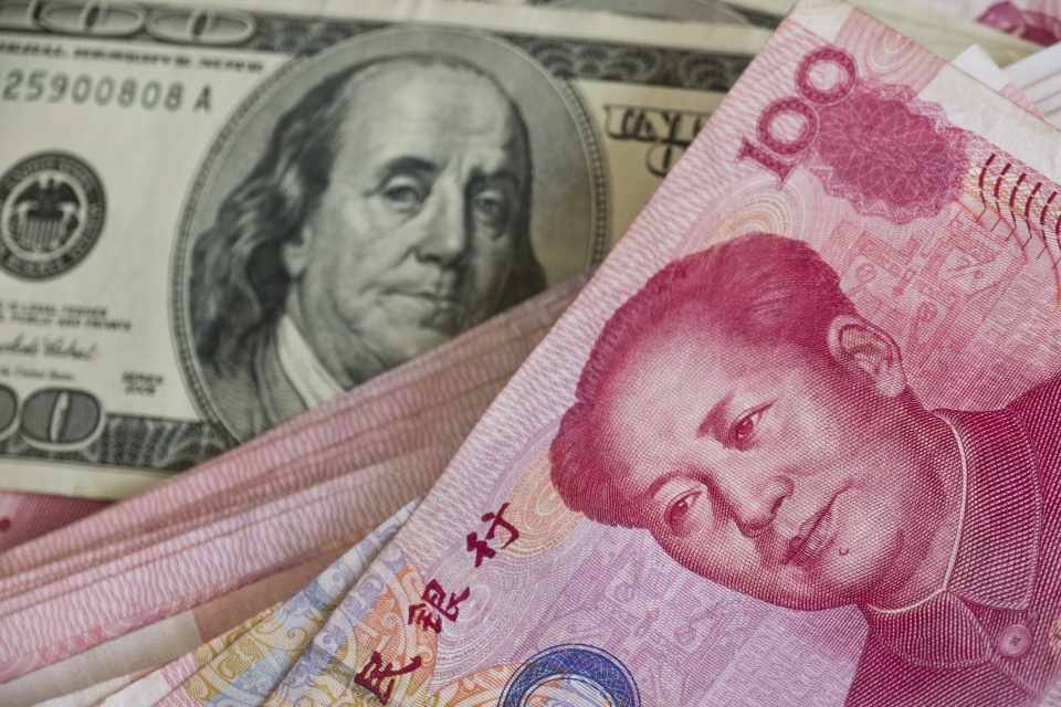 Visão Moeda chinesa atinge valor mais alto em relação ao dólar desde 2018