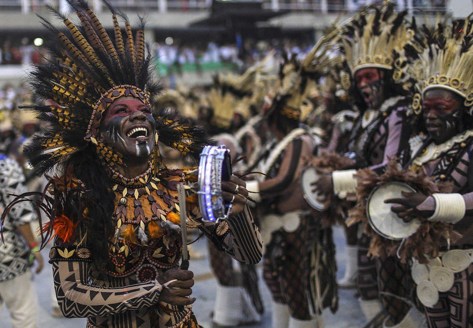 Visao Covid 19 Rio De Janeiro Confirma Realizacao Do Carnaval Em Fevereiro De 22