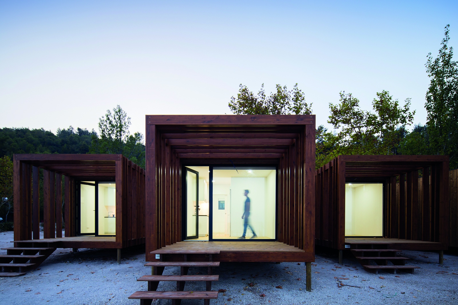 Refúgio na natureza. A incrível casa modular em Sintra que ficou